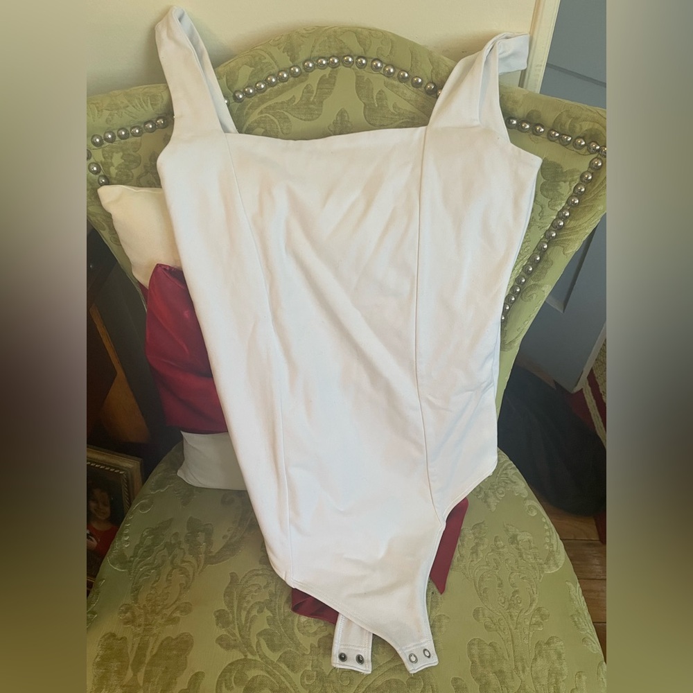 Abercrombie white body suit, size medium.